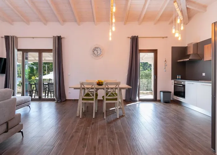 Villa Olvia Vourvourou